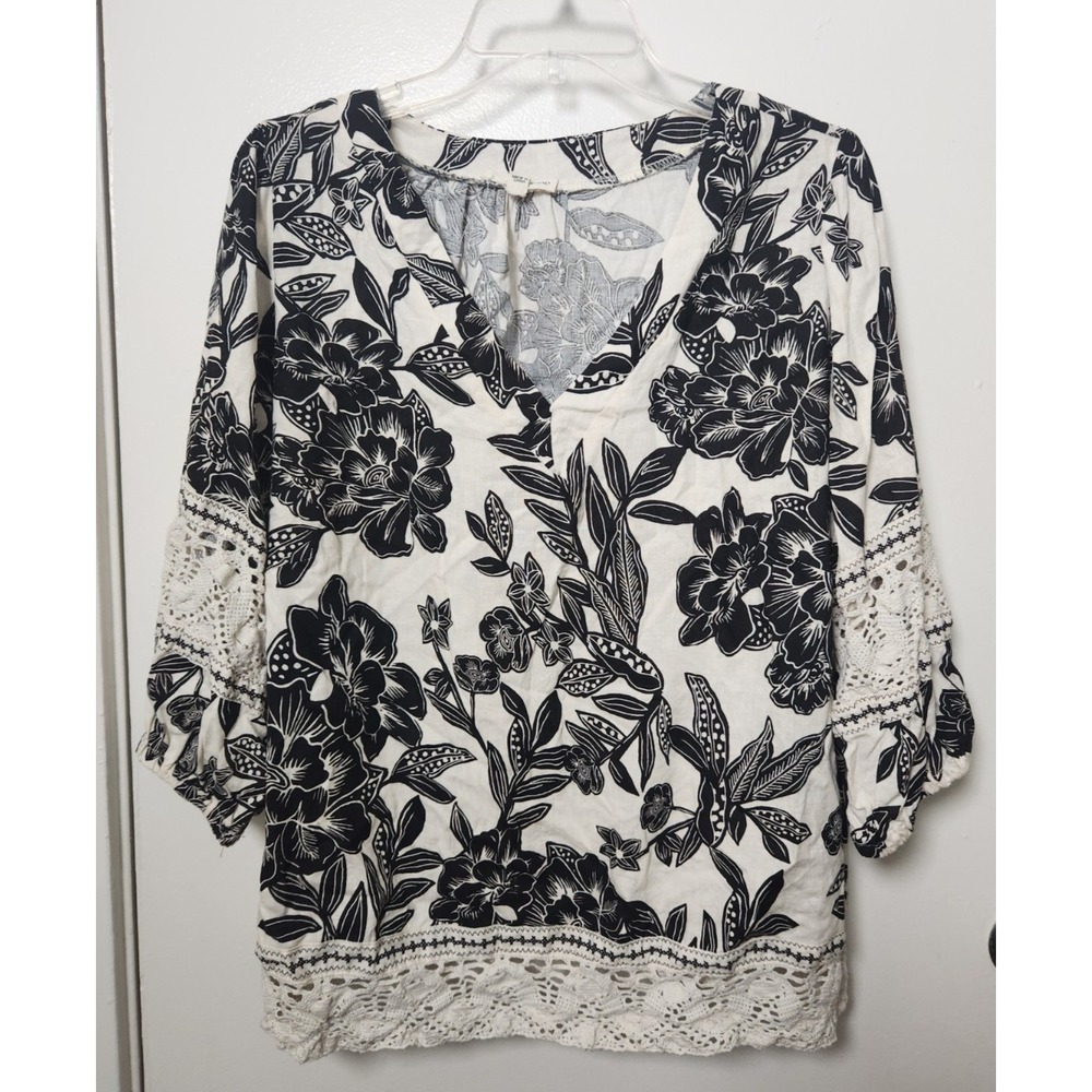 Christian Siriano Linen Blend Crochet Top Off White Black Floral 1X V-Neck Boho